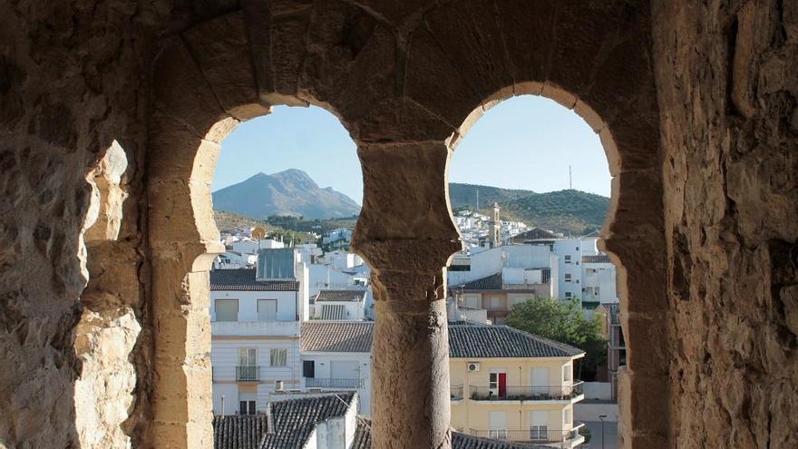 Fomento aportará el 75% de una nueva fase de restauración en el castillo de Priego