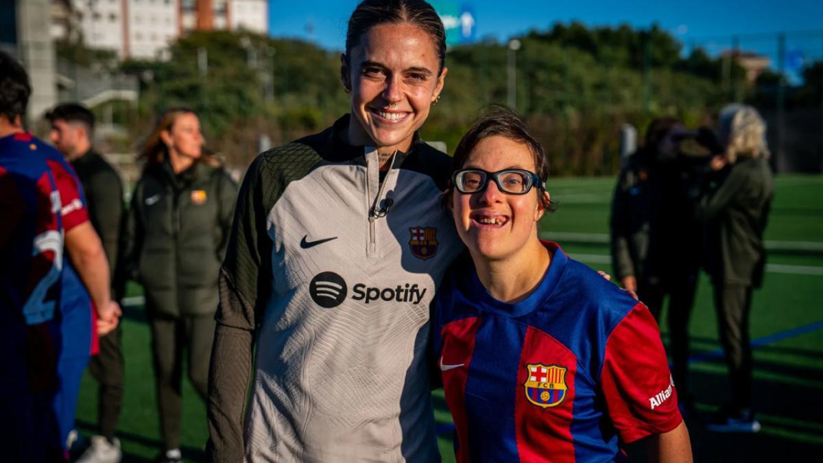 Mapi León disfrutando con el Barça Fundació