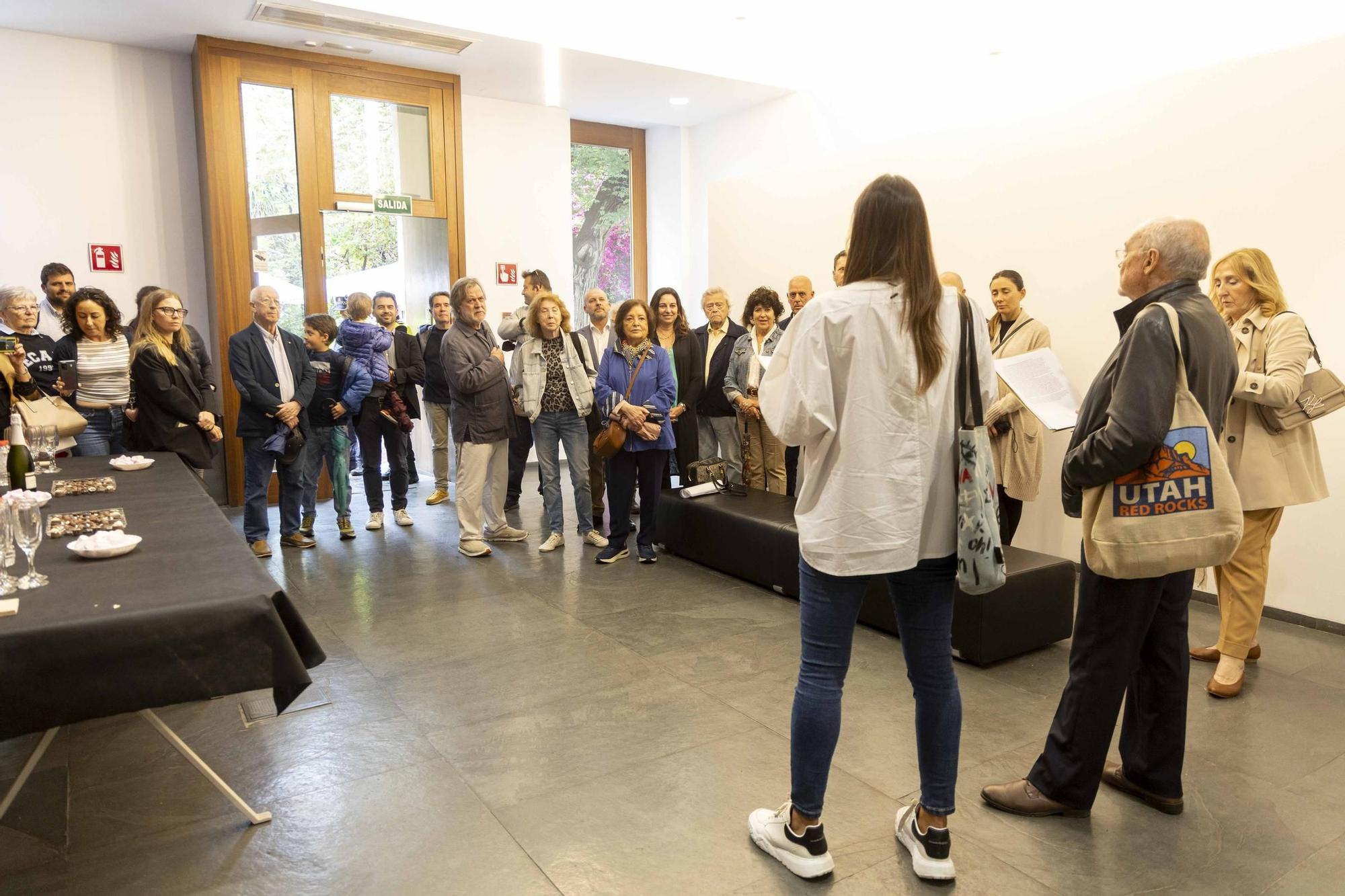 Un recorrido guiado inaugura el Eje Cultural San Fernando de Alicante