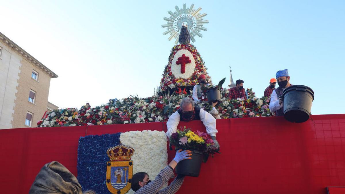 Cuadro punto de cruz - En la Feria Pilar Lopez Rodriguez 