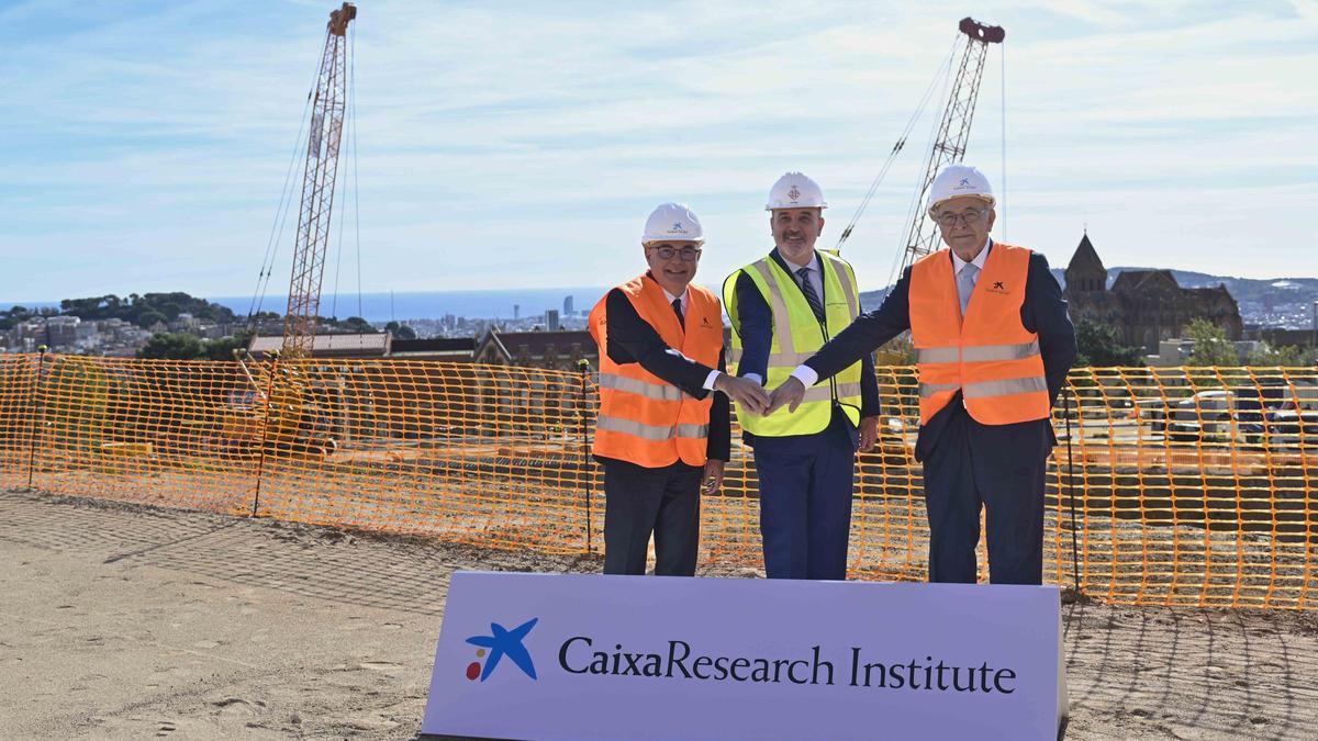 La Fundació ”la Caixa” posa la primera pedra del CaixaResearch Institute