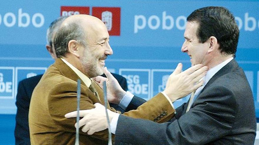 Javier Losada y Abel Caballero, en un acto del PSOE.