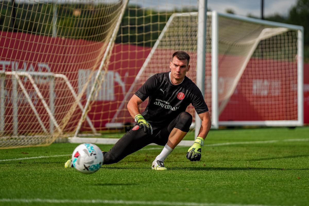Livakovic, en un entrenament amb el Girona a La Massana.