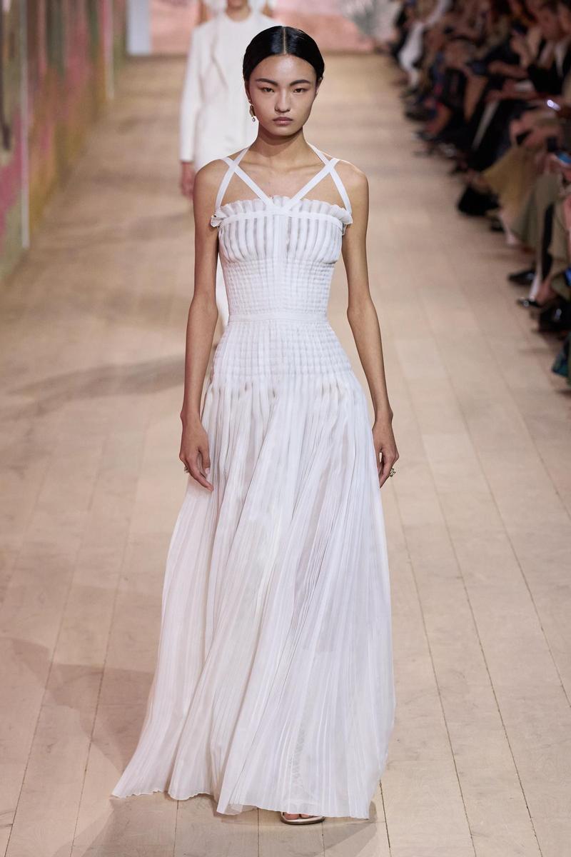 Todas las tendencias de vestidos de novia para 2024 están en Dior - Woman