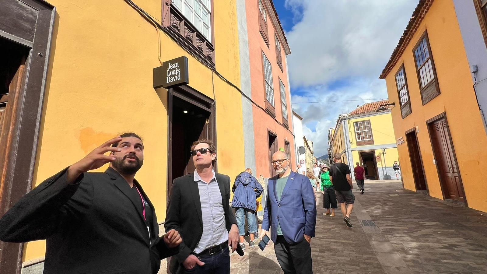 Henry Thomas, el niño de ET, de paseo por La Laguna