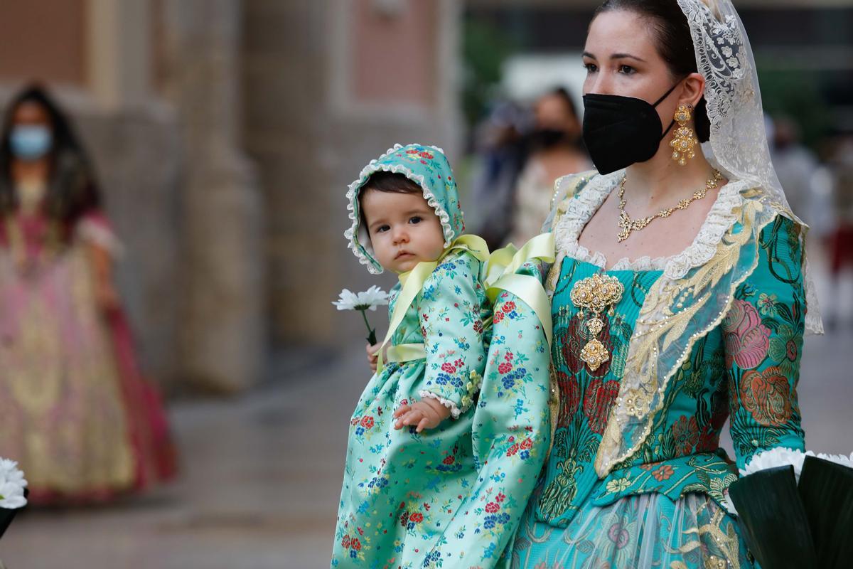 Búscate en el primer día de Ofrenda por las calles del Mar y Avellanas entre las 20:00 y 21:00 horas