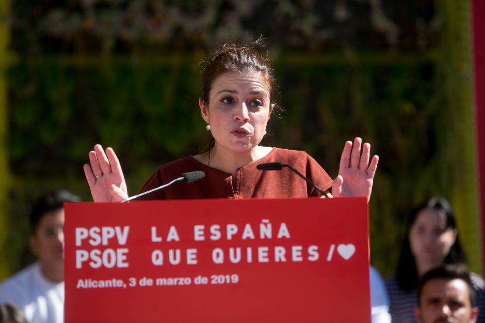 Más de 200 personas asisten al acto de precampaña de Francesc Sanguino celebrado en Las Cigarreres y al que ha asistido la la vicesecretaria general del PSOE, Adriana Lastra