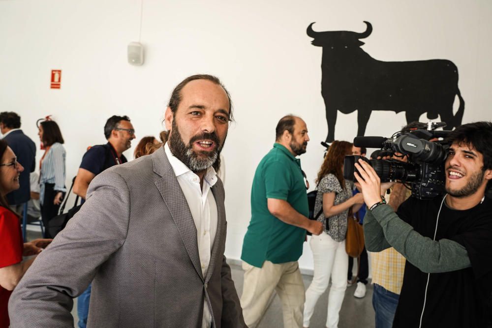 Juan Cassá votaba en Parque Clavero