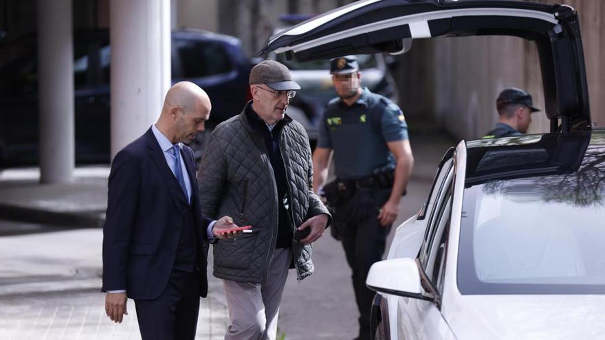 El abogado Tomás González Cueto tras dejarle libre la jueza del caso Supercopa.