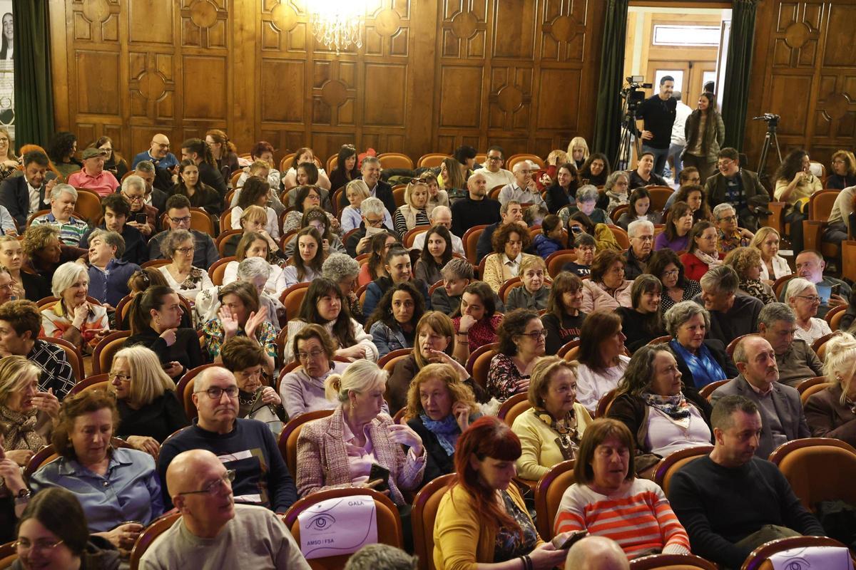 El talento asturiano y el compromiso por la igualdad, en Oviedo: estas son las once premiadas en la Gala Miradas Violetas El talento asturiano y el compromiso por la igualdad, en Oviedo: estas son las once premiadas en la Gala Miradas Violetas
