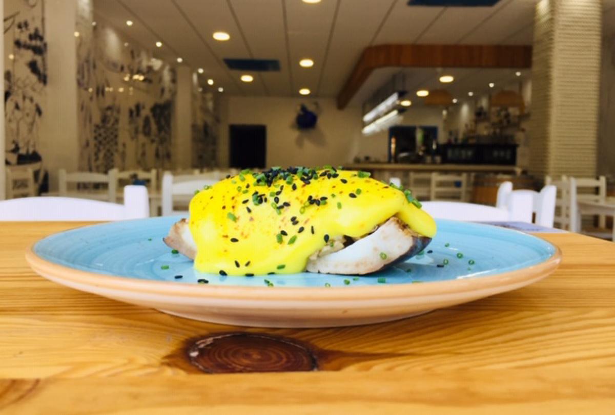 "Berenjena rellena de codorniz con bechamel", de la Taberna La Maka. Ganador a la tapa más popular en la Ruta de la Tapa 2020.