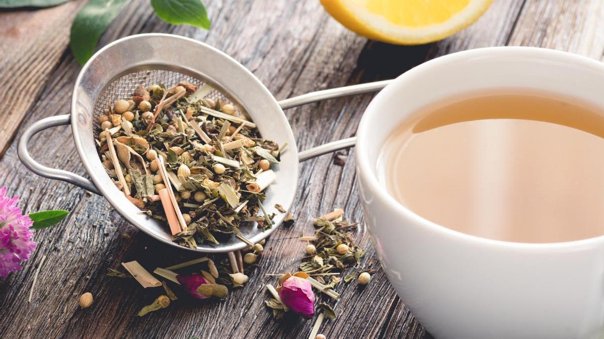 El té de hinojo es ideal para mejorar la digestión y perder barriga