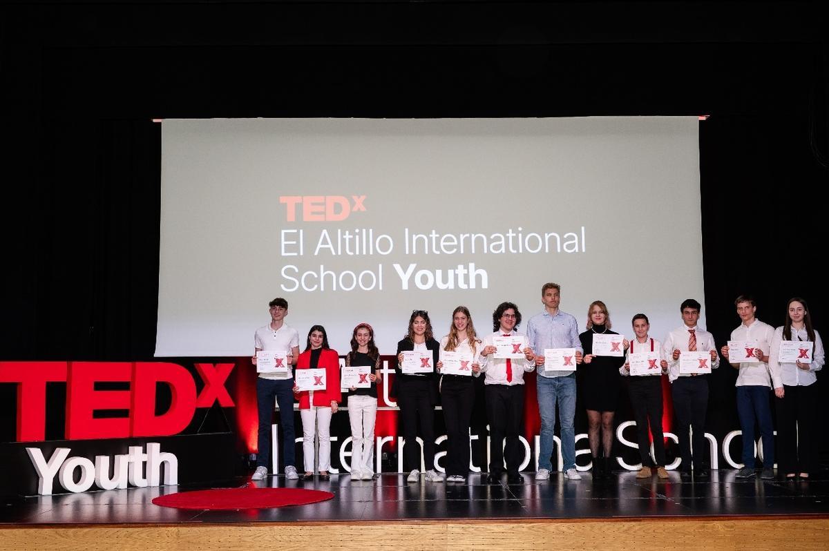 Los 12 jóvenes alumnos de los colegios ISP en España compartieron sus ideas y conocimientos