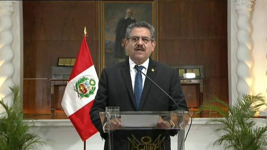 Dimite Manuel Merino, presidente interino de Perú, tras menos de una semana en el cargoEl presidente interino de Perú, Manuel Merino, elegido el pasado martes tras la destitución de Martín Vizcarra, h