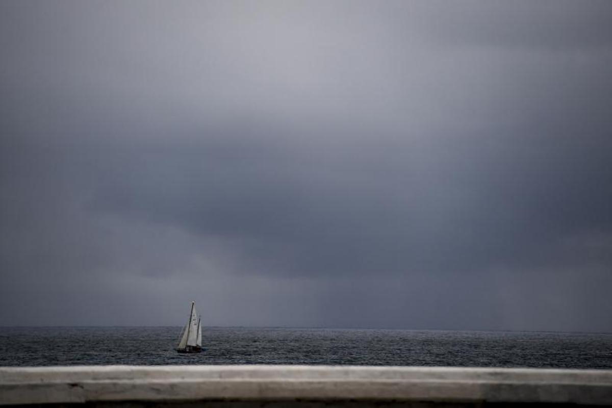 LAS PALMAS DE GRAN CANARIA 04-11-2018  LAS PALMAS DE GRAN CANARIA.  METEOROLOGIA. Lluvia.   FOTOS: JUAN CASTRO  | 04/11/2018 | Fotógrafo: Juan Carlos Castro
