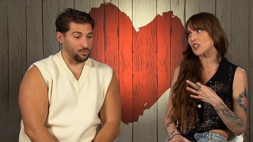 El monumental cabreo de una mallorquina en &#039;First Dates&#039; con su cita: &quot;¡Ahí, sí que me tocas los cojones!&quot;