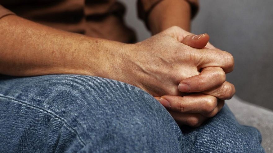El testimoni d&#039;una mare de dos joves amb una malaltia mental i addicció a les drogues: &quot;De vegades és la teva vida o la seva&quot;