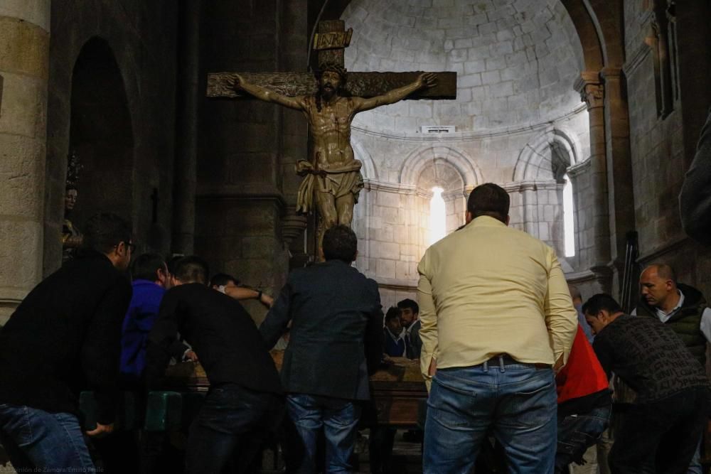 Las Siete Palabras prepara su desfile del martes