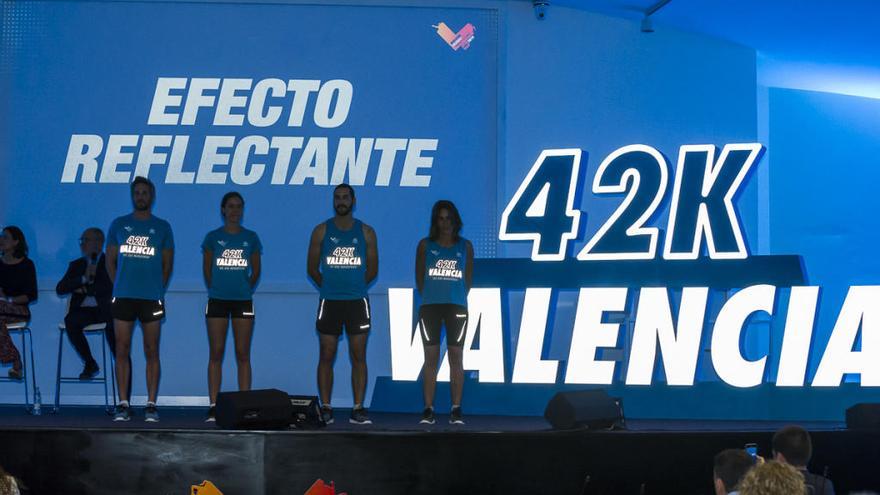 Imagen de las camisetas para el Maratón de València 2019, reflectantes.