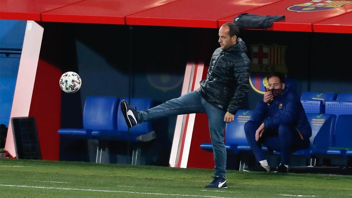 Lluís Cortés, en un partido del Barça