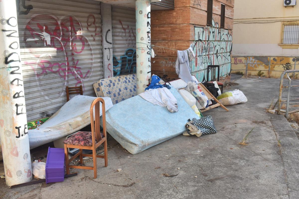 Galería | Así se encuentra el edificio abandonado de Antonio Reyes Huertas en Cáceres