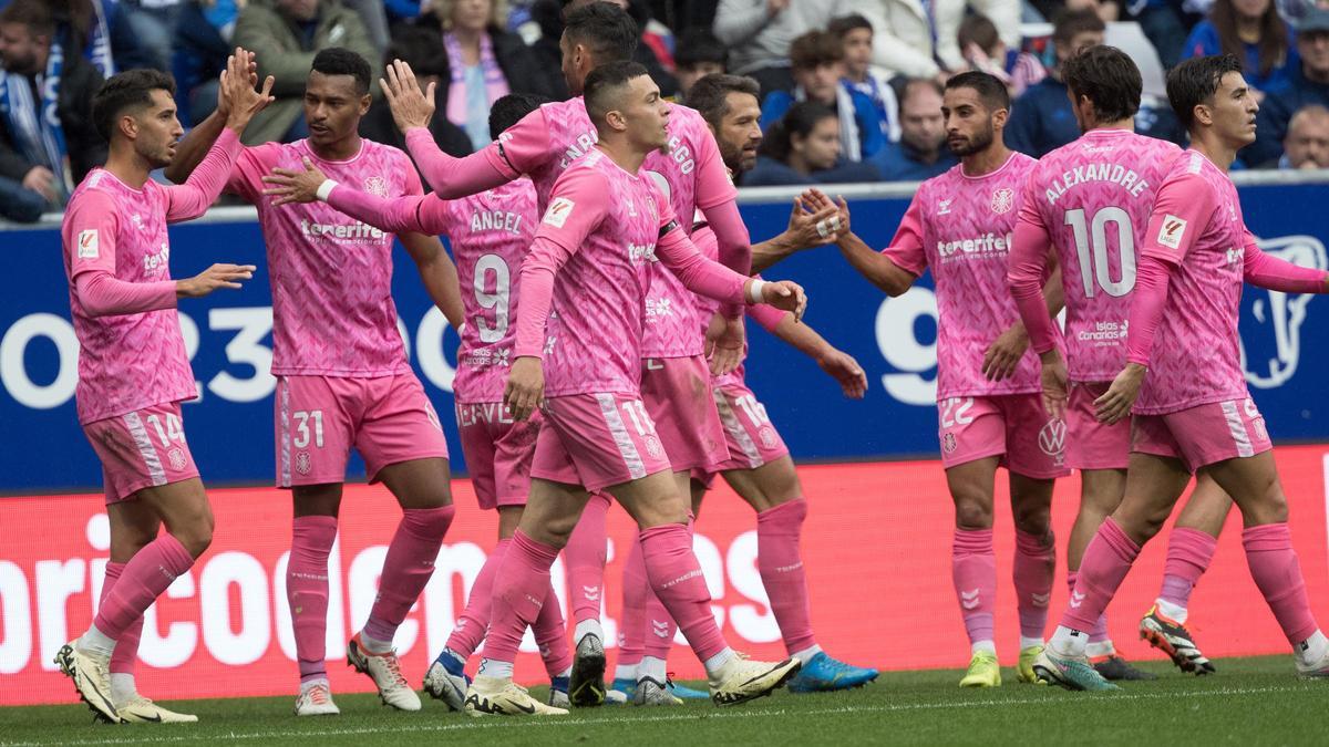 Celebración del gol en Oviedo.