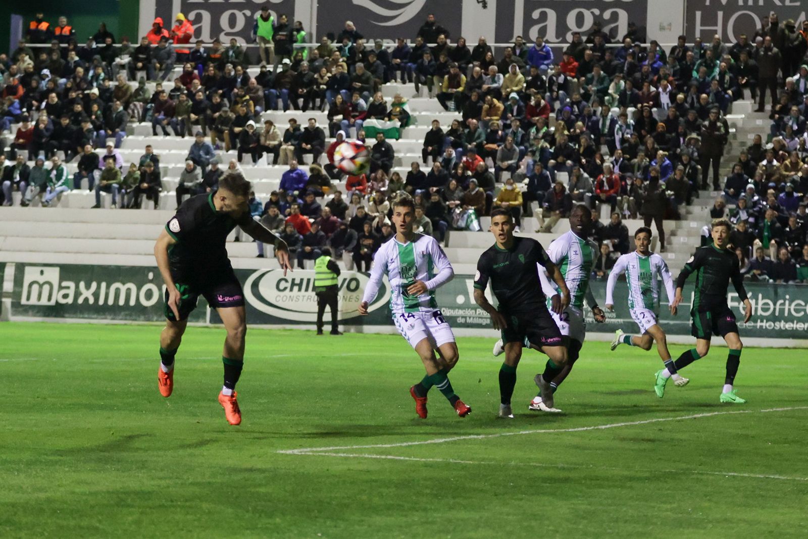 Antequera-Córdoba CF: las imágenes del partido en El Maulí