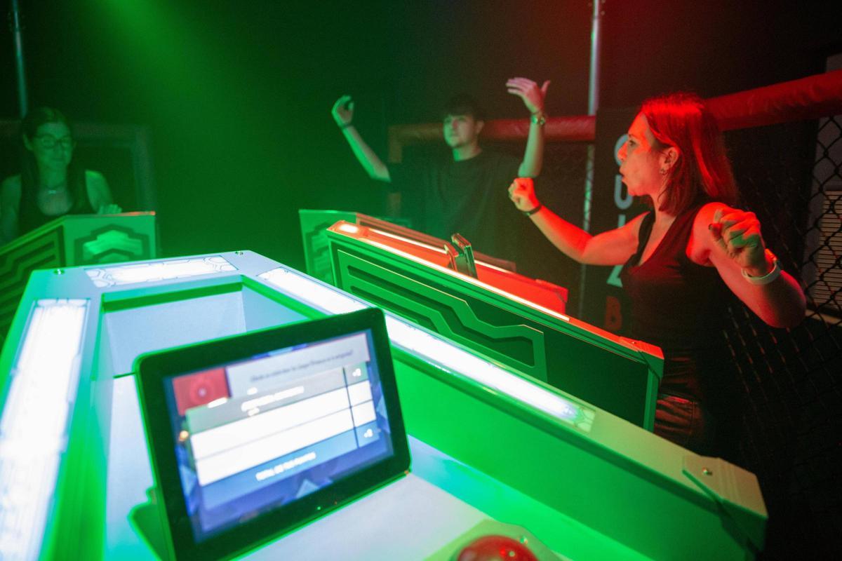 Así es GameSide, el nuevo complejo de ocio inmersivo de Terrassa con juegos de acción, QuizShow y karaoke