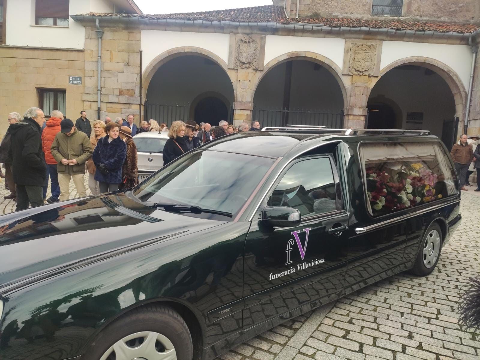 Emotiva despedida a consuelo Busto, leyenda de la sidra