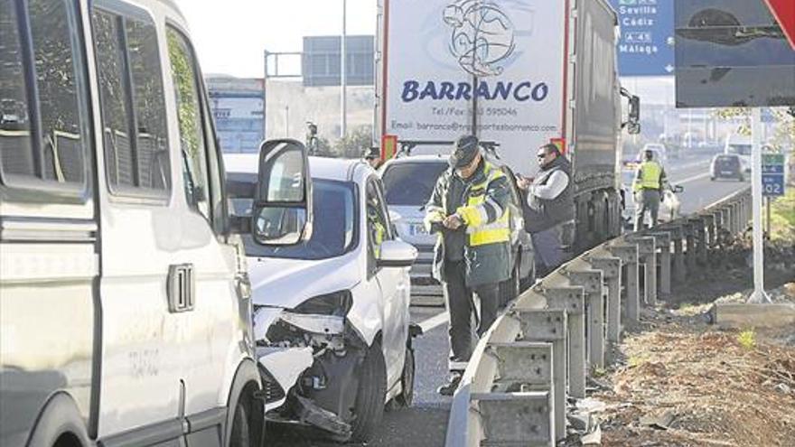 Un bebé herido en un choque en la polémica salida de la A-4