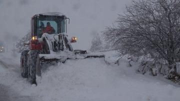 Imágenes de la intensa nevada caída en Els Ports.