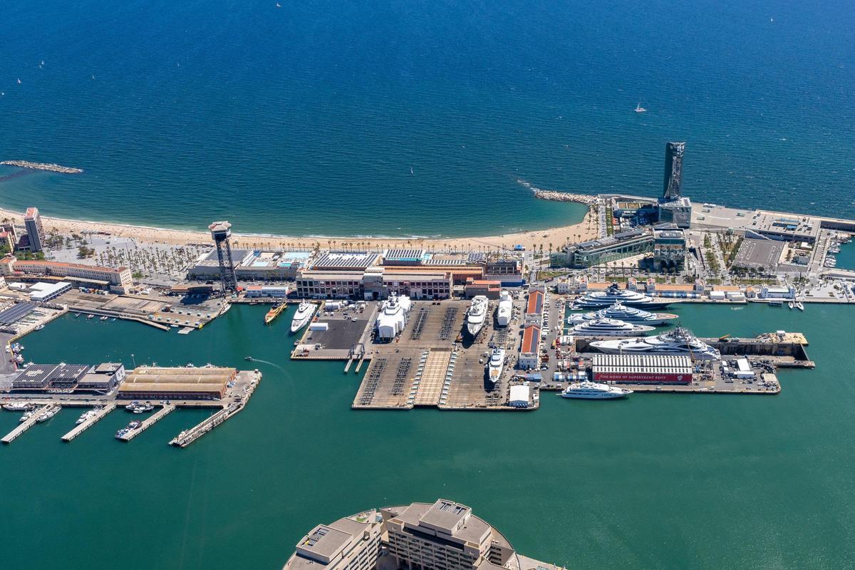 Vista aérea del MB92 en el Port Vell de Barcelona