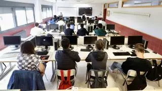 El acoso de padres y alumnos a profesores se multiplica en el último año en las aulas