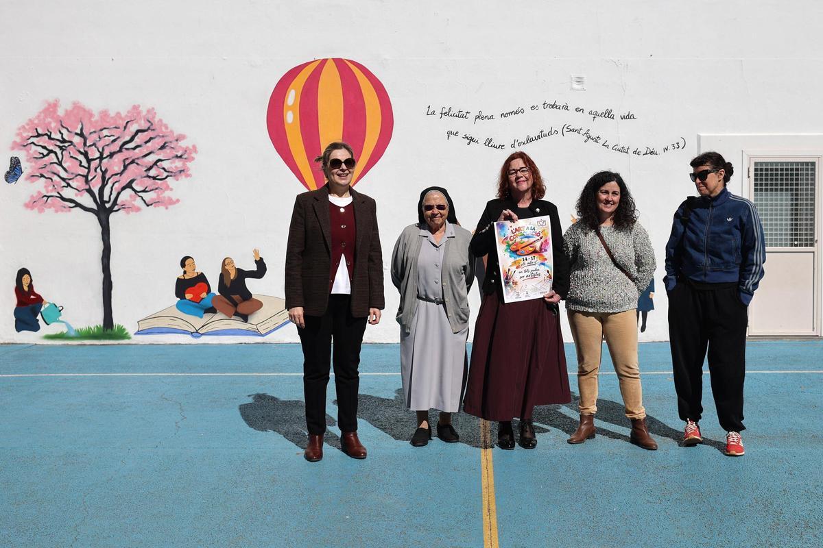 Las imágenes del mural Aïda Miró en el colegio de la Consolación de Ibiza