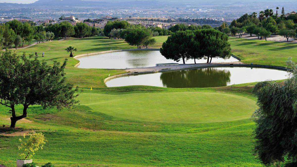 El circuito se compone de 14 pruebas que se celebrarán en otros tantos campos regionales y generará pernoctaciones en zonas como La Manga y el Mar Menor, Águilas, Murcia o Lorca.