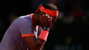 Rafael Nadal, durante el partido ante Cachín en el Mutua Madrid Open.