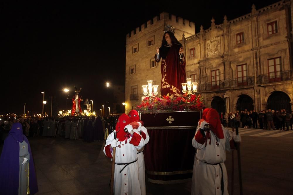 Procesión del Miércoles Santo en Gijón