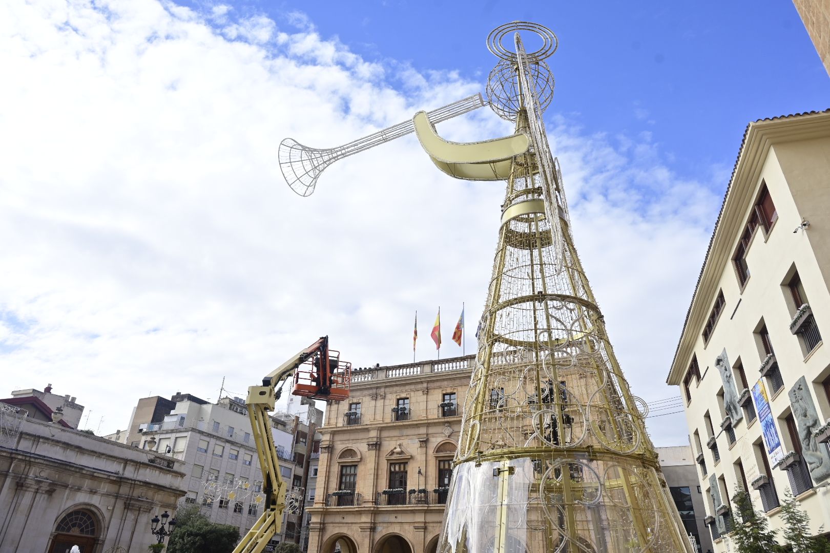 Castelló hará la competencia a Vigo con su alumbrado navideño de este año. Todos los detalles y la fecha del encendido