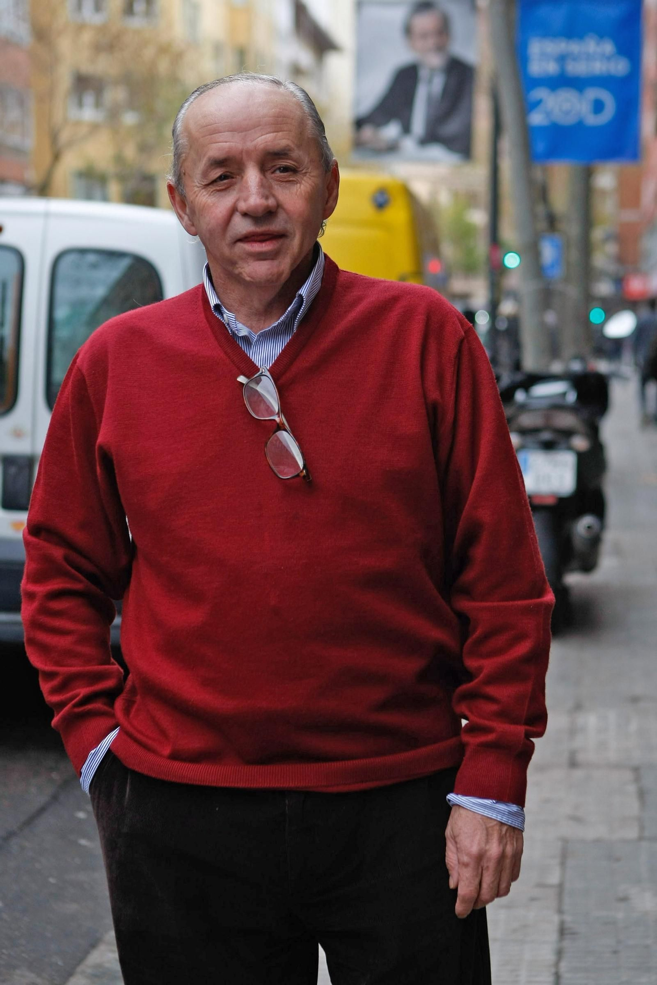 La vida de Dionisio García Carnero, en imágenes