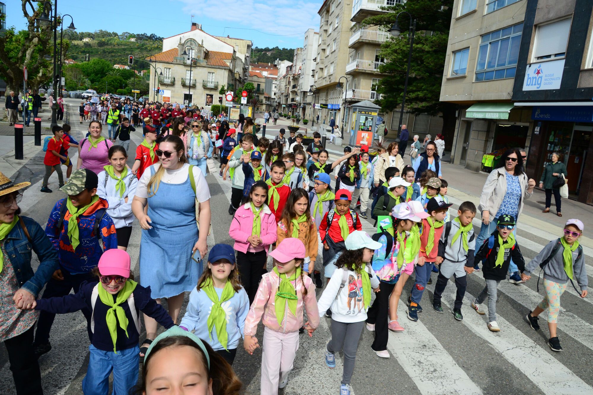 1.200 alumnos e alumnas de 17 centros escolares de Cangas, Moaña e Bueu celebraron a 25ª edición do Correlingua