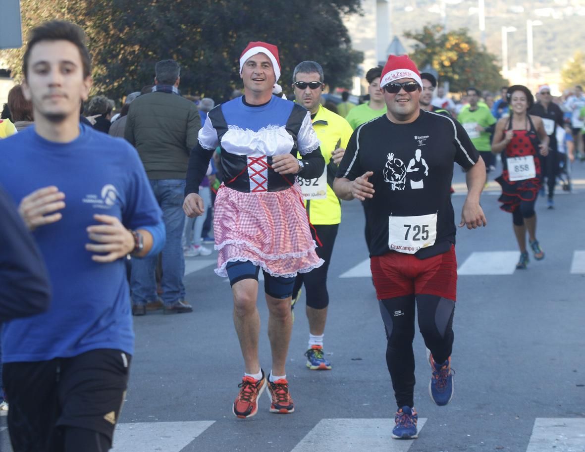 FOTOGALERÍA / 34ª edición de la San Silvestre de Córdoba