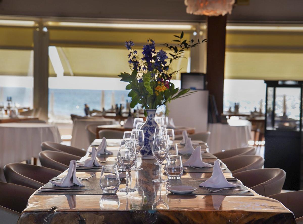 Nassau Beach Club demuestra que disfrutar de la playa es posible más allá del verano en Ibiza. | NASSAU BEACH CLUB