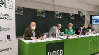 La Cátedra de Población de la UNED organiza el premio de la memoria de la emigración española