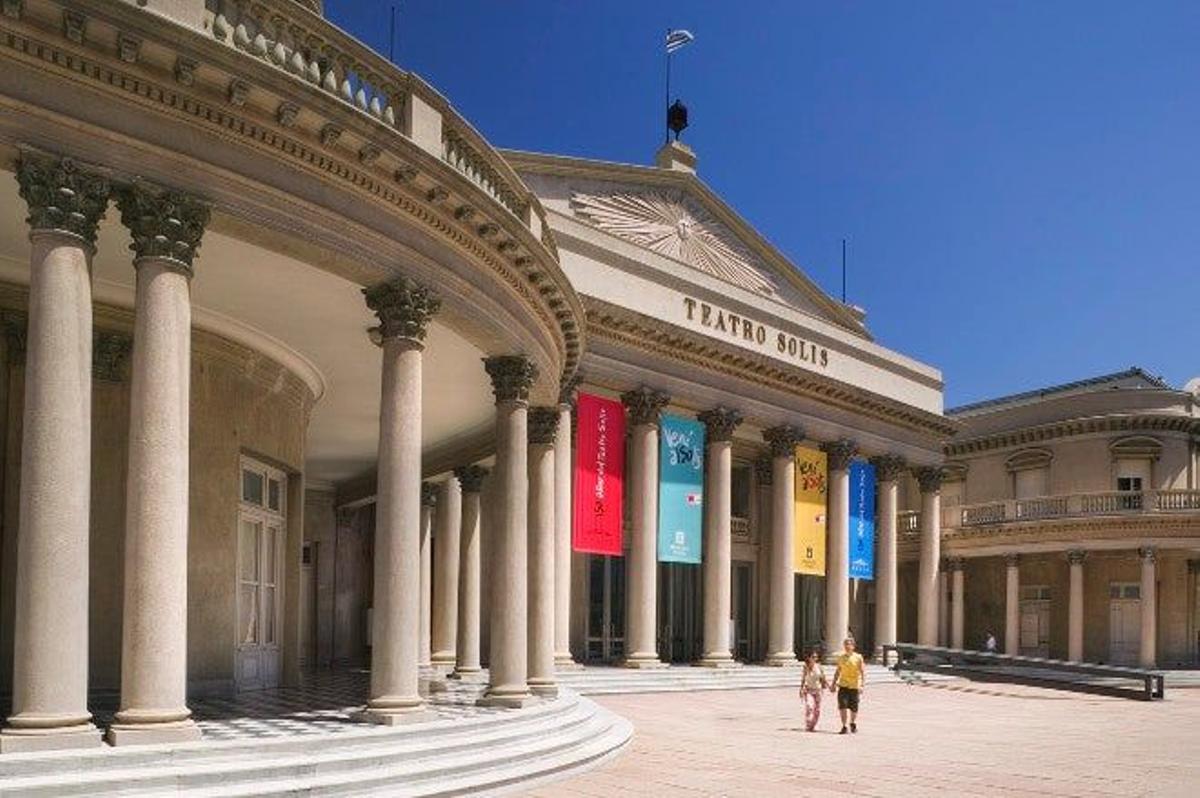 Teatro Solís, Montevideo