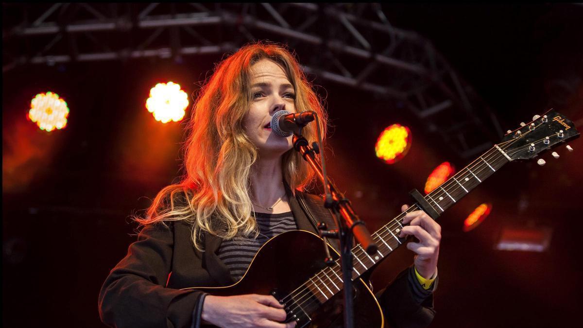 Christina Rosenvinge aterriza en Alicante con ‘Contar y Cantar’, el ciclo gratuito del IAC Gil Albert