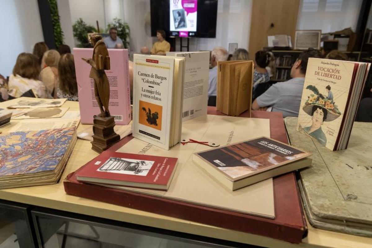 Algunas de las obras de Carmen de Burgos presentes en la Biblioteca de los Libros Felices