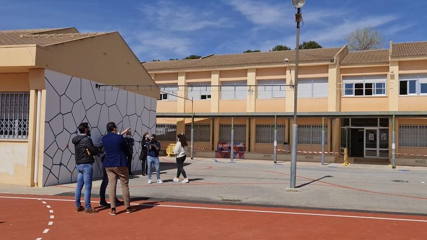 Dos millones de euros para mejorar diez patios escolares y la zona deportiva de Elda