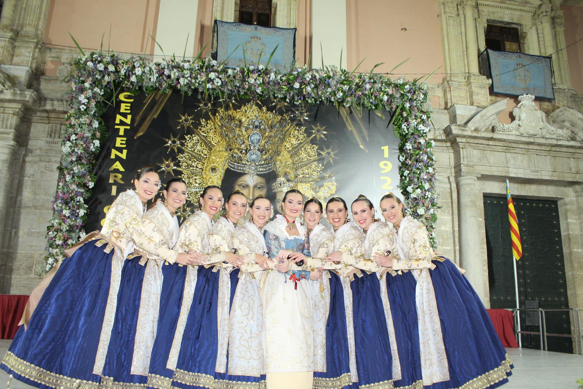 Los estilos de indumentaria tradicional de las falleras mayores y cortes 2020-2021 y 2022