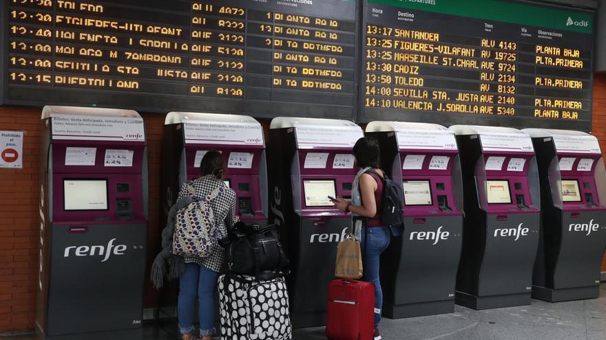 Así puedes adquirir billetes low cost para el AVLO Valencia-Madrid