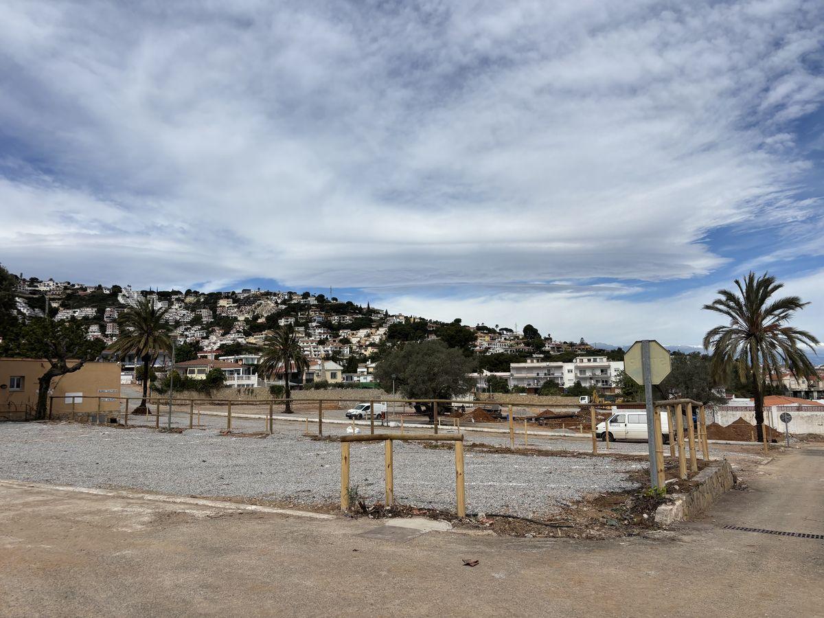 Imagen de la nueva zona de aparcamiento en el antiguo camping Bellavista.